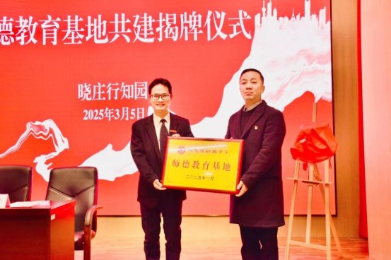 e042c7e4f5e78d7457c2384e8f17c9b