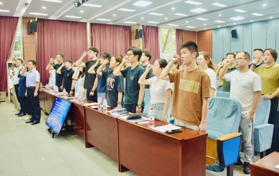 dce5e87e5ca93bf1df090efb041445a5