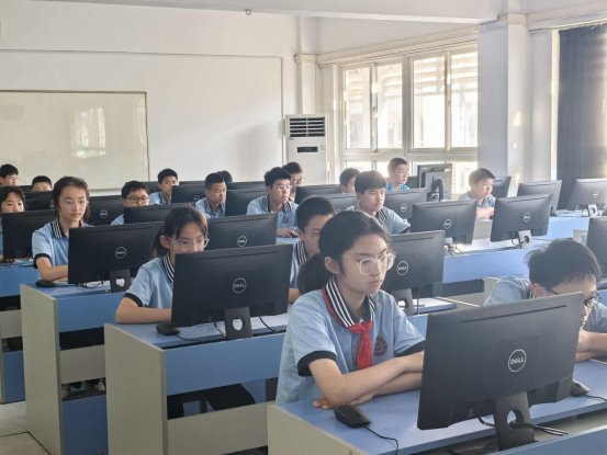 58338717f31af3f5b99b1a468a480384